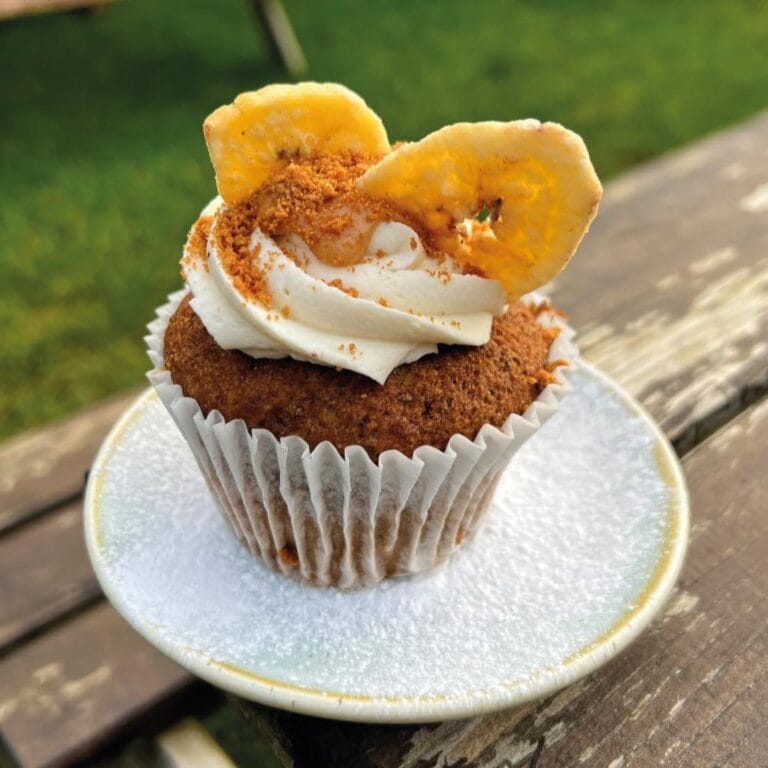 Box of six Mimi's banana Biscoff cupcakes